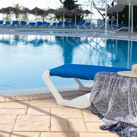 Palia La Roca Hotel 3*