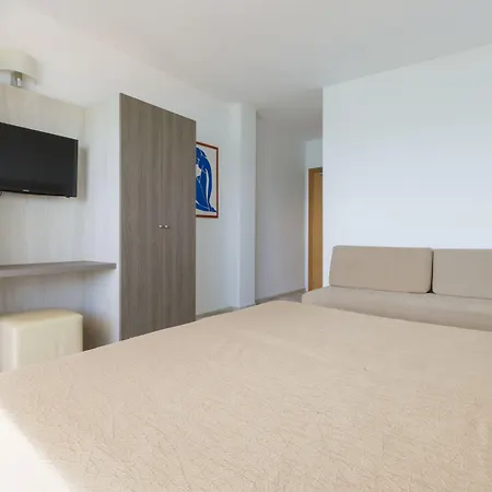 Palia La Roca Hotel 3*